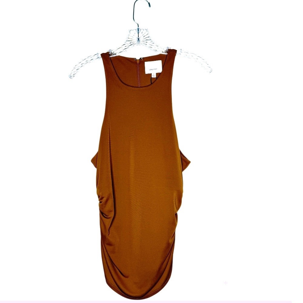 Cinq à Sept Sonya Ruched
Tank Sleeveless Top Curved Hem Racerback Camel Brown XL - Picture 12 of 13